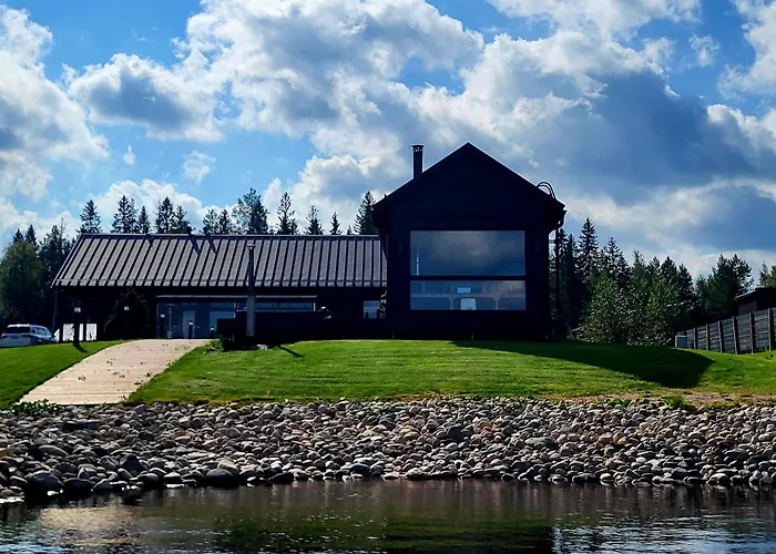 Huvilarannalla 别墅 *